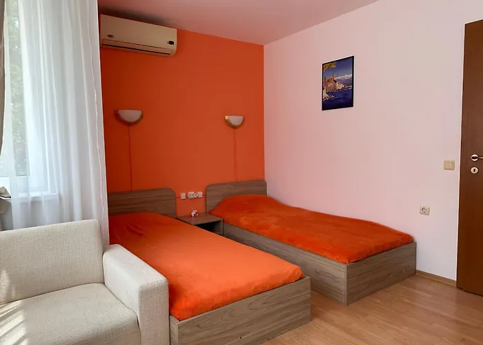 The Sunny Spot Σάνι Μπιτς